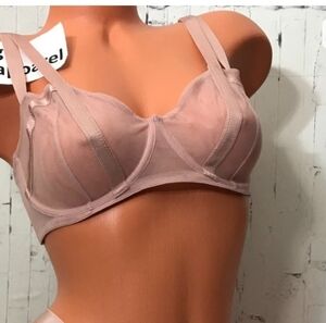 Victoria's Secret Blush Underwire Bra